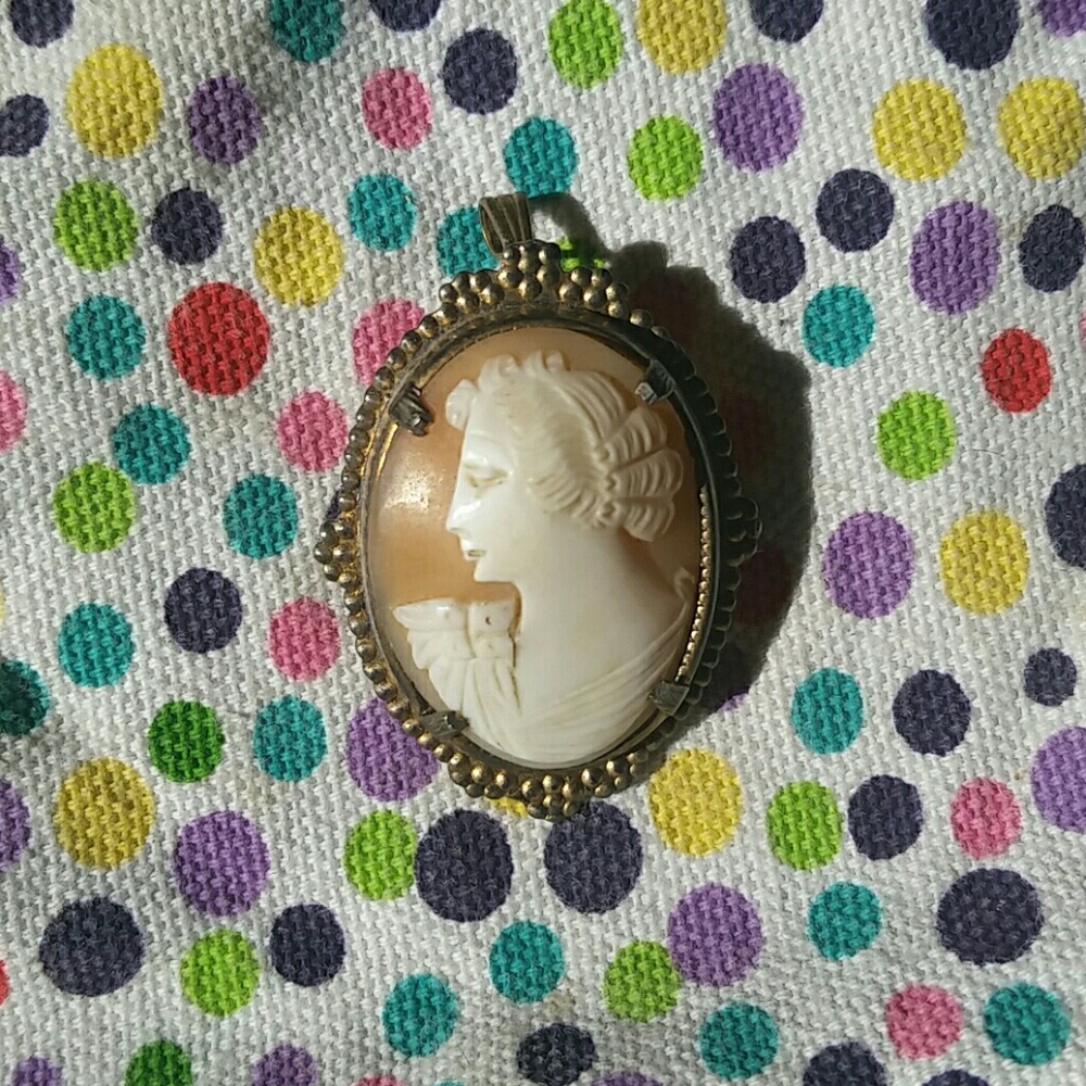 Vintage Peach Pin