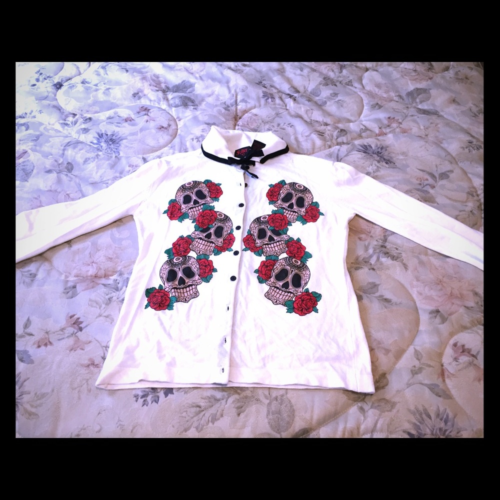 Mod cloth sugar skulls vintage sweater