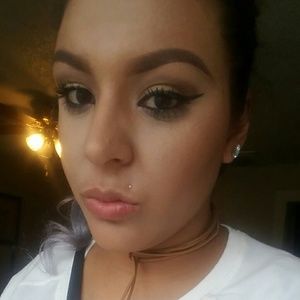 Meet your Posher, Nancy