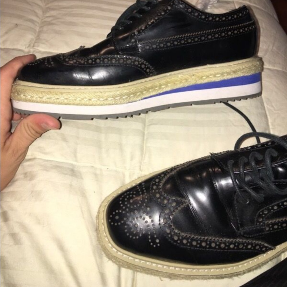 Prada male dress or causal oxfords - Picture 3 of 5