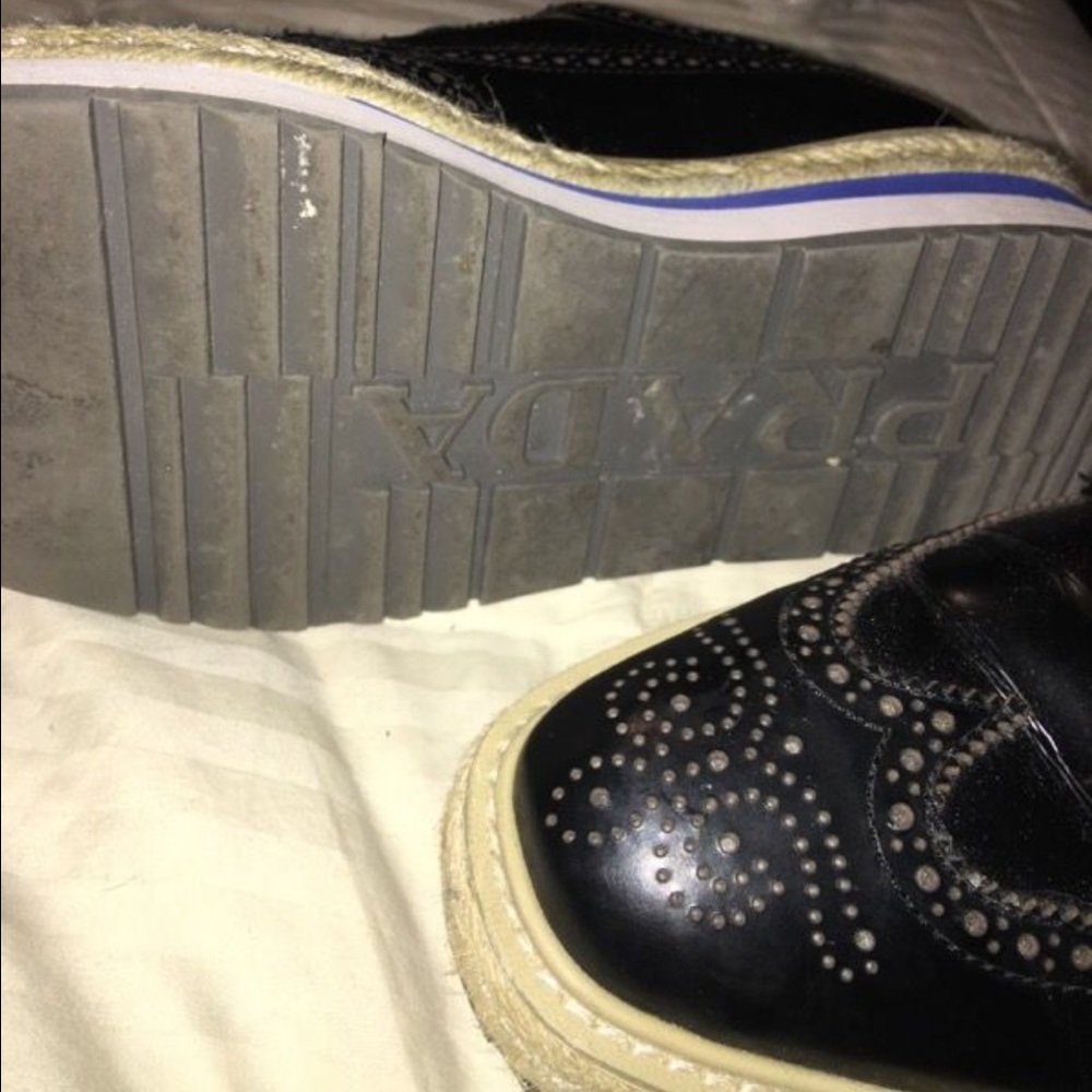 Prada male dress or causal oxfords - Picture 4 of 5