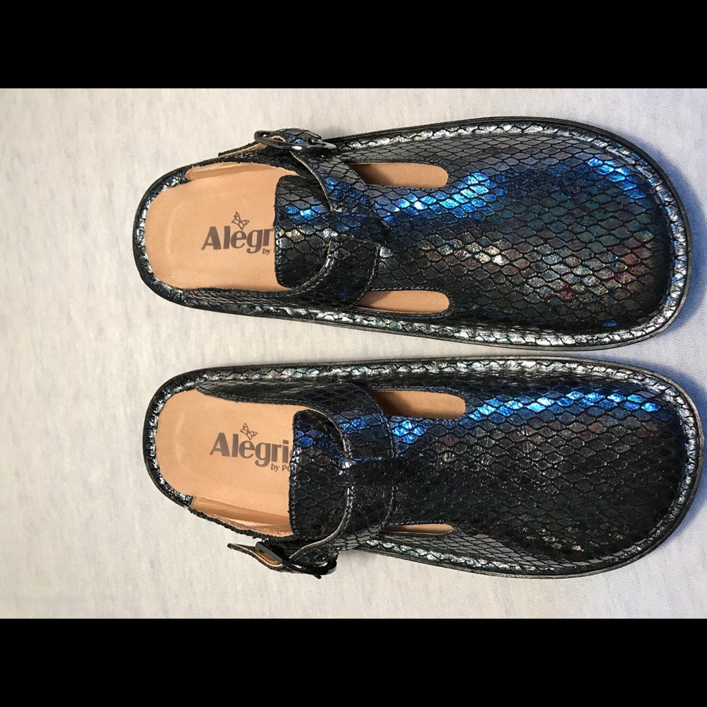 Elegant ALEGRIA slip on shoes.