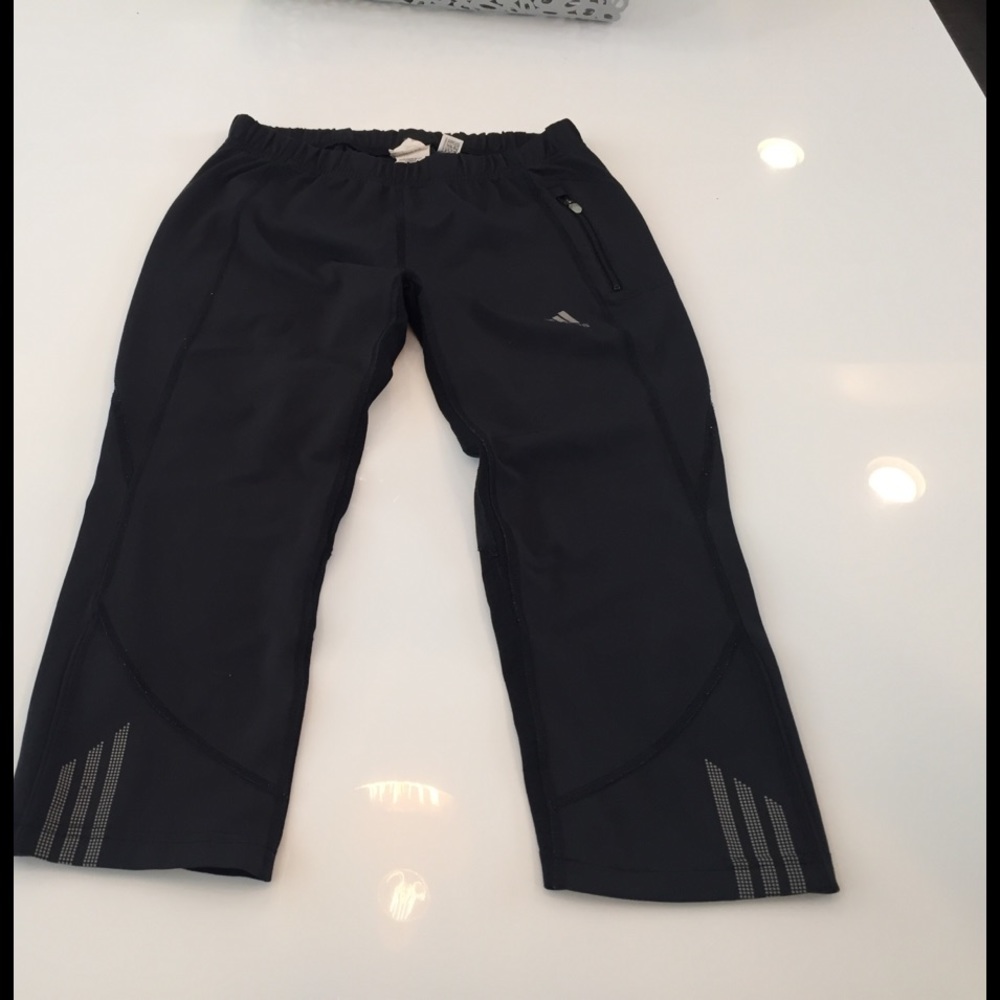 Adidas 3/4 Tights size Small.