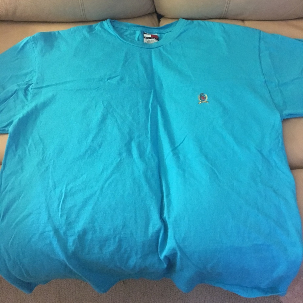 Mens XL Tommy Hilfiger Crested TShirt
