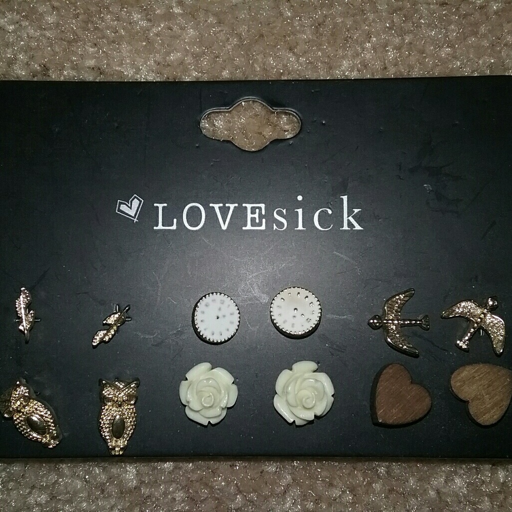 LOVEsick earring set