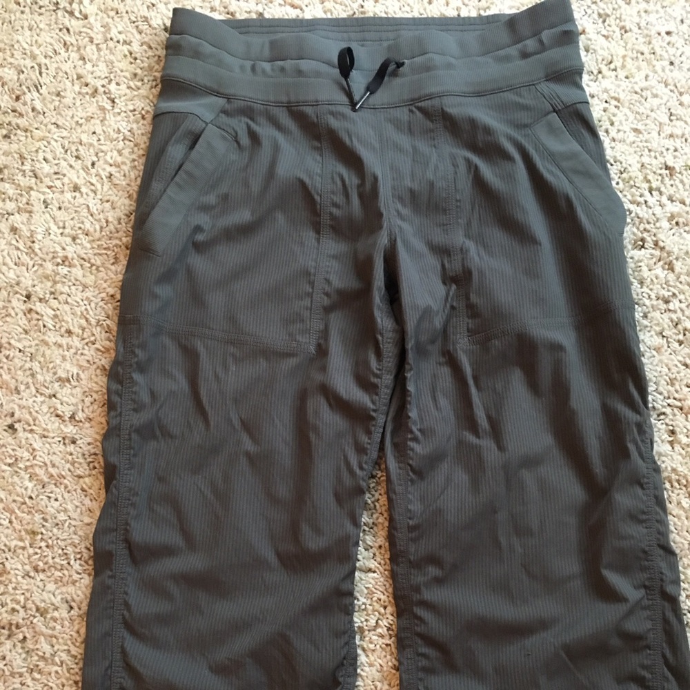 Lululemon studio pant crops