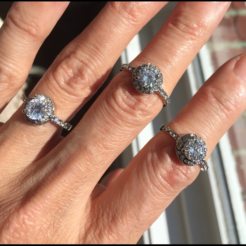 10K WhiteGold plated halo engagement ring