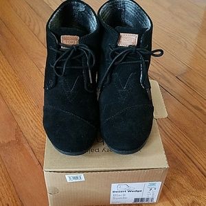 TOMS Desert Wedges!!! New!! Price is pretty FIRM!