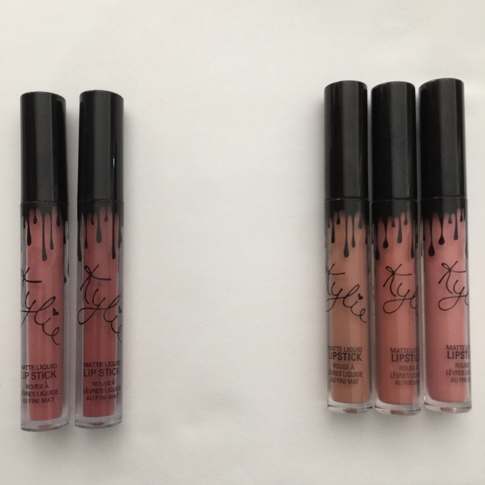 DON'T BUY FAKE KYLIE! Fake vs. Real Lip Kits