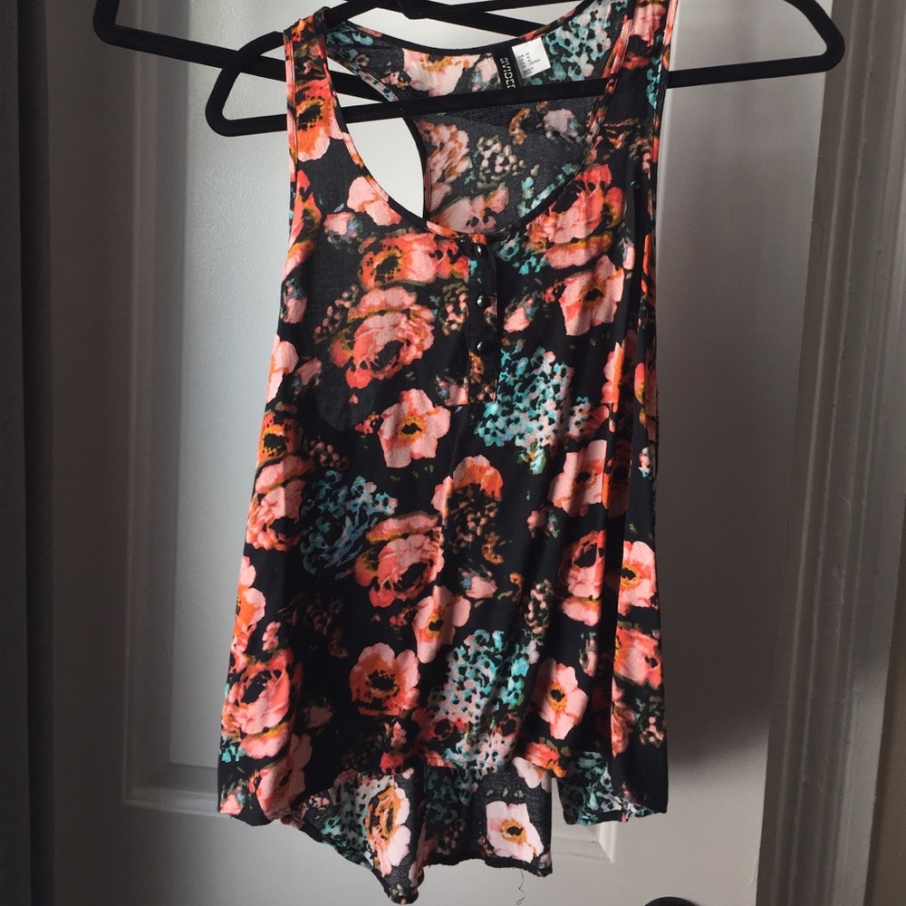 Romantic high-low floral tank