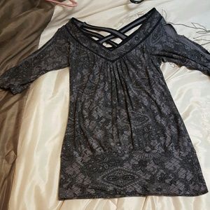 Black and grey 3/4 sleeve blouse