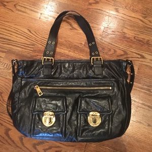 Women's leather tote bag.