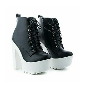 Chunky heel platform booties