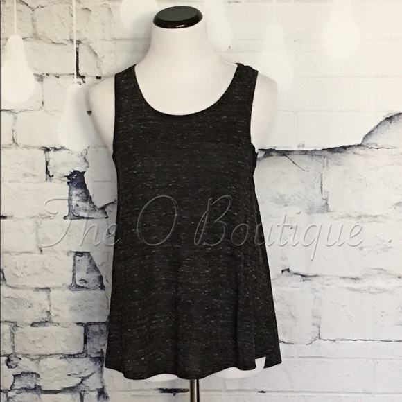🎉CLEARANCE🎉 Charcoal Deep Scoop Sides Tank Top - Picture 2 of 4
