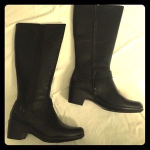 Black Clark's Malia Waves Boots, Size 9