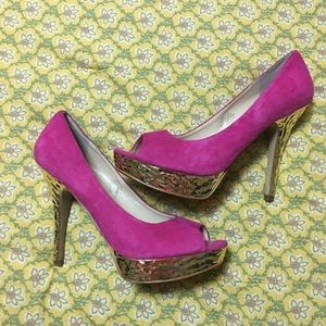 Enzo Angiolini Pink Suede Heels