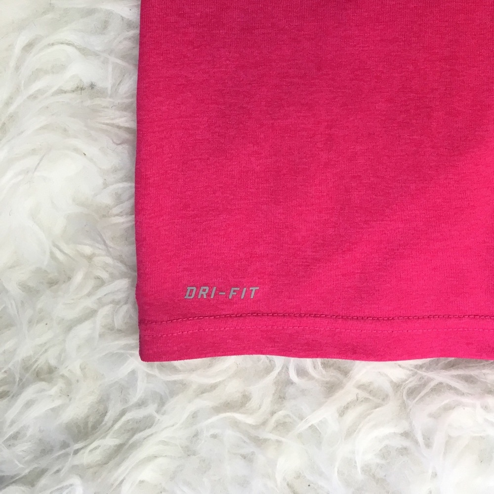 Nike Dri-Fit tank fuchsia in small - Picture 4 of 6