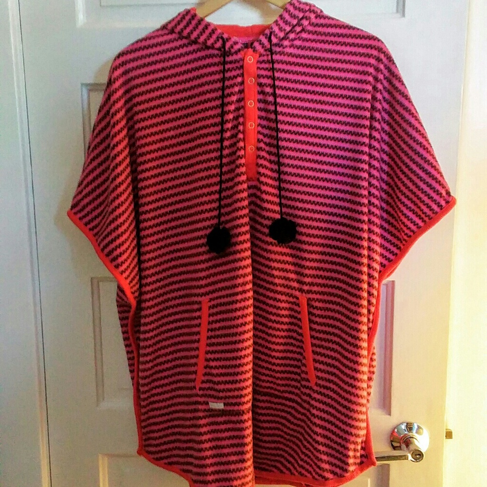 Kensie hooded Boho style dress/swimsuit cover!