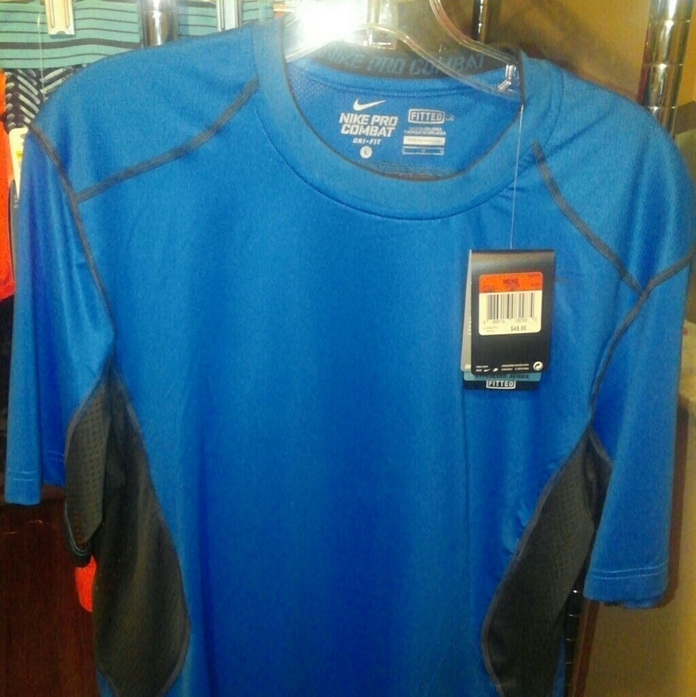 Men's Nike shirt (top)
