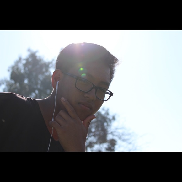 Meet your Posher, Joshua - Picture 1 of 1