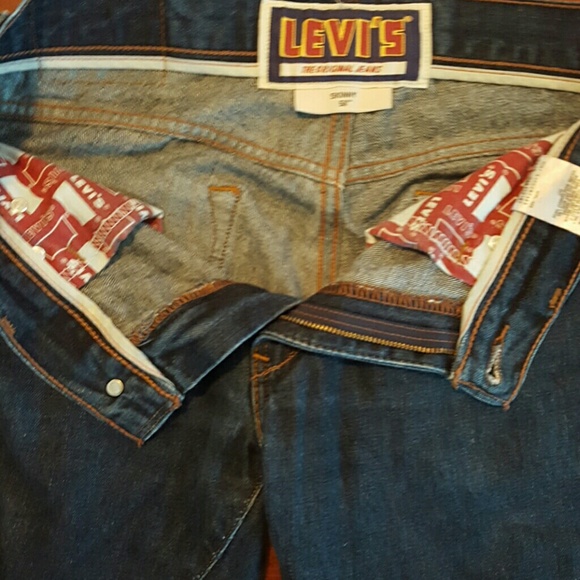 Blue Jeans Levi 511 - Picture 2 of 3