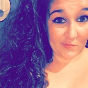 Meet your Posher, Carrisa