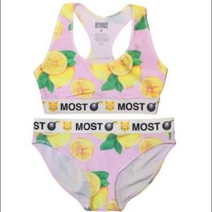 CALVIN KLEIN/Beyonce Most Bomb Bralette set