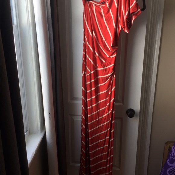 Fraiche by J one shoulder maxi - Picture 2 of 4