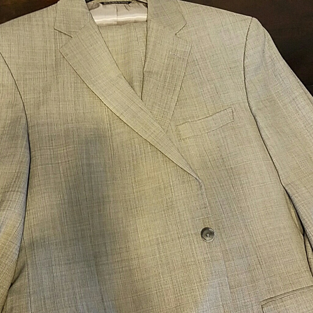 Jack Victor Lt Gray suit
