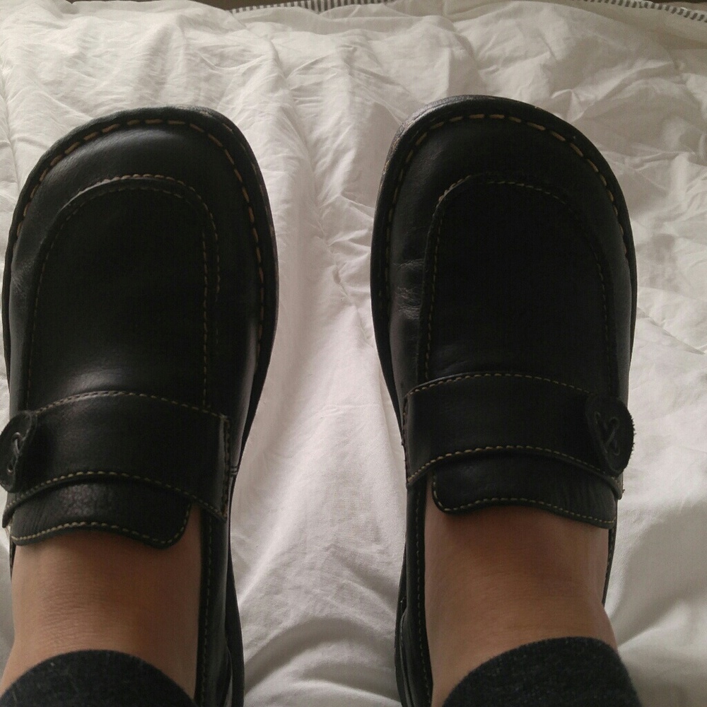 Vintage black leather loafers - like new