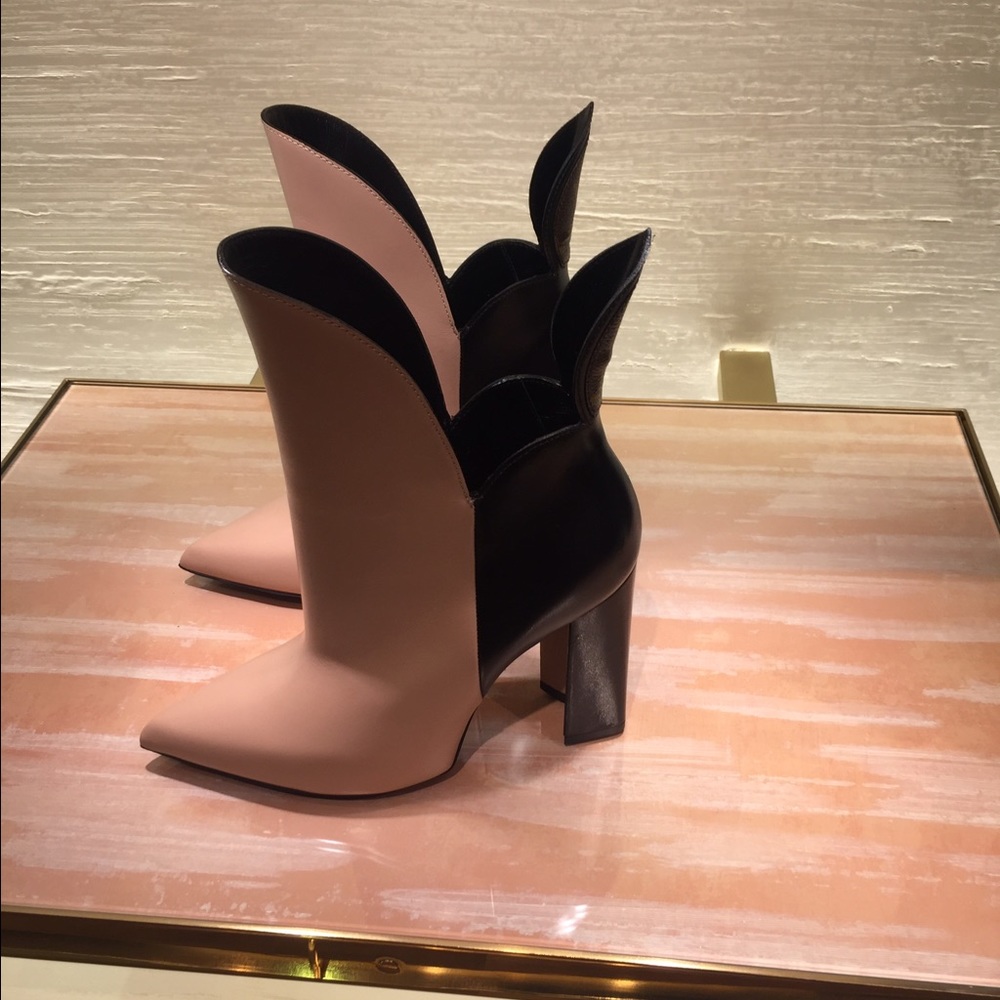 Meet your Posher, Advian