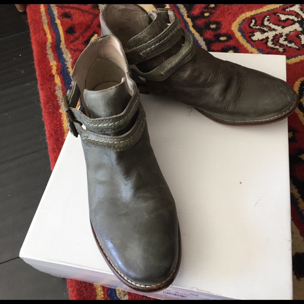 Free People Braeburn booties in olive