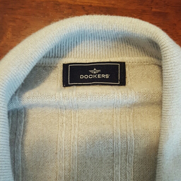 Dockers Sweater - Picture 2 of 3