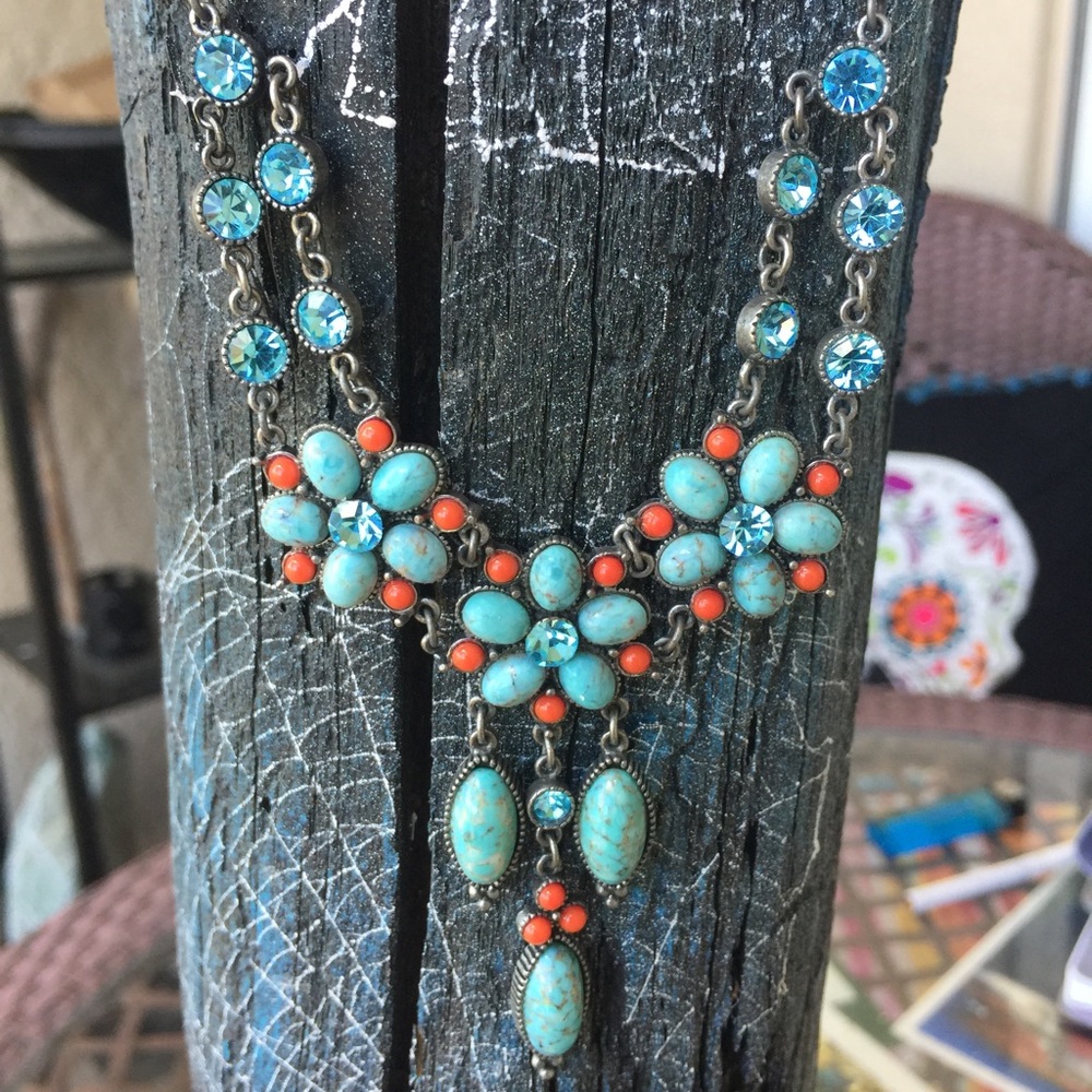 Vintage 17" necklace exquisite