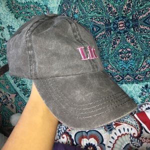 NWT BRANDY MELVILLE LIT HAT