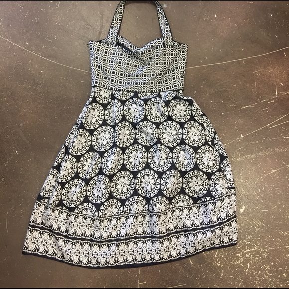 White House Black Market Dress Size 6 - Picture 7 of 7