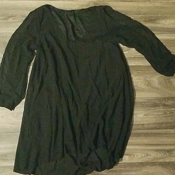 Dress - Picture 3 of 4