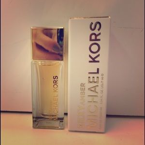 MICHAEL KORS SEXY AMBER PERFUME