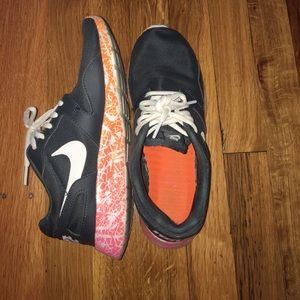 Nike running shoes! In great condition