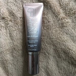 Urban decay, one and done foundation.