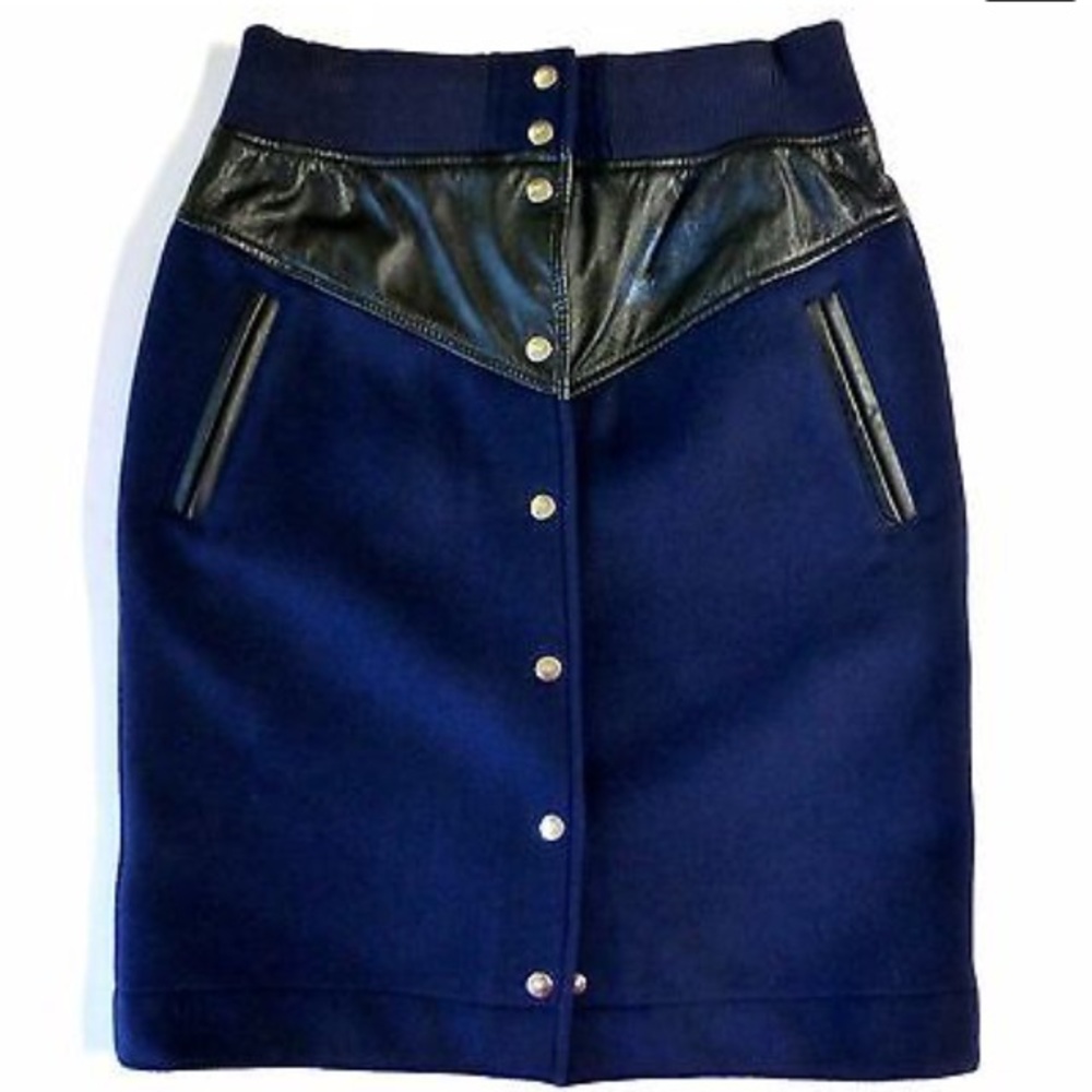 Nike Wool Button Skirt