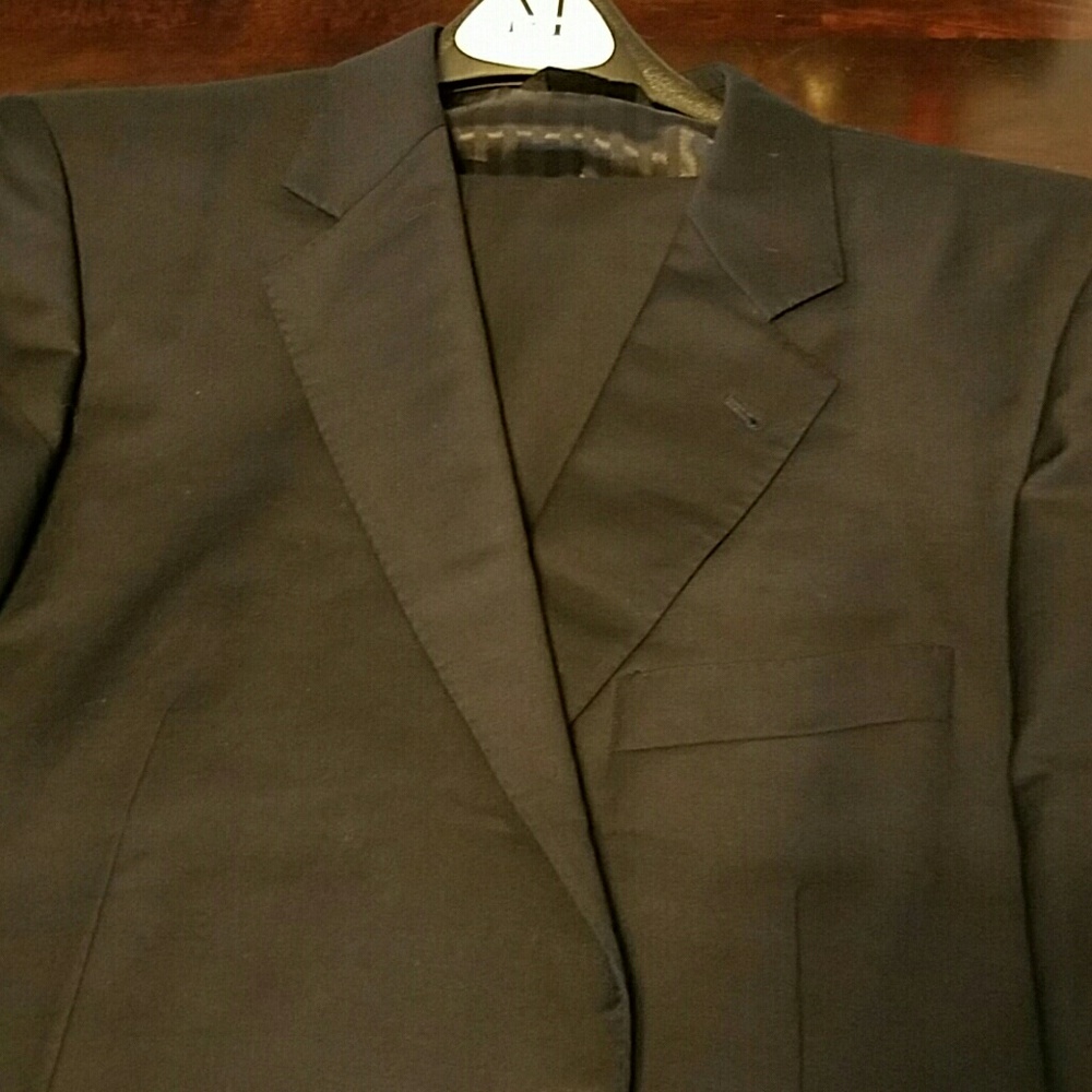 Baroni Couture Navy 2 button suit