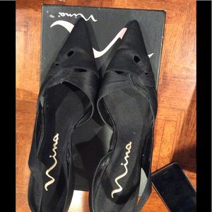 Nina, ILeona, Black Luster Satin Pumps, Size 8 1/2