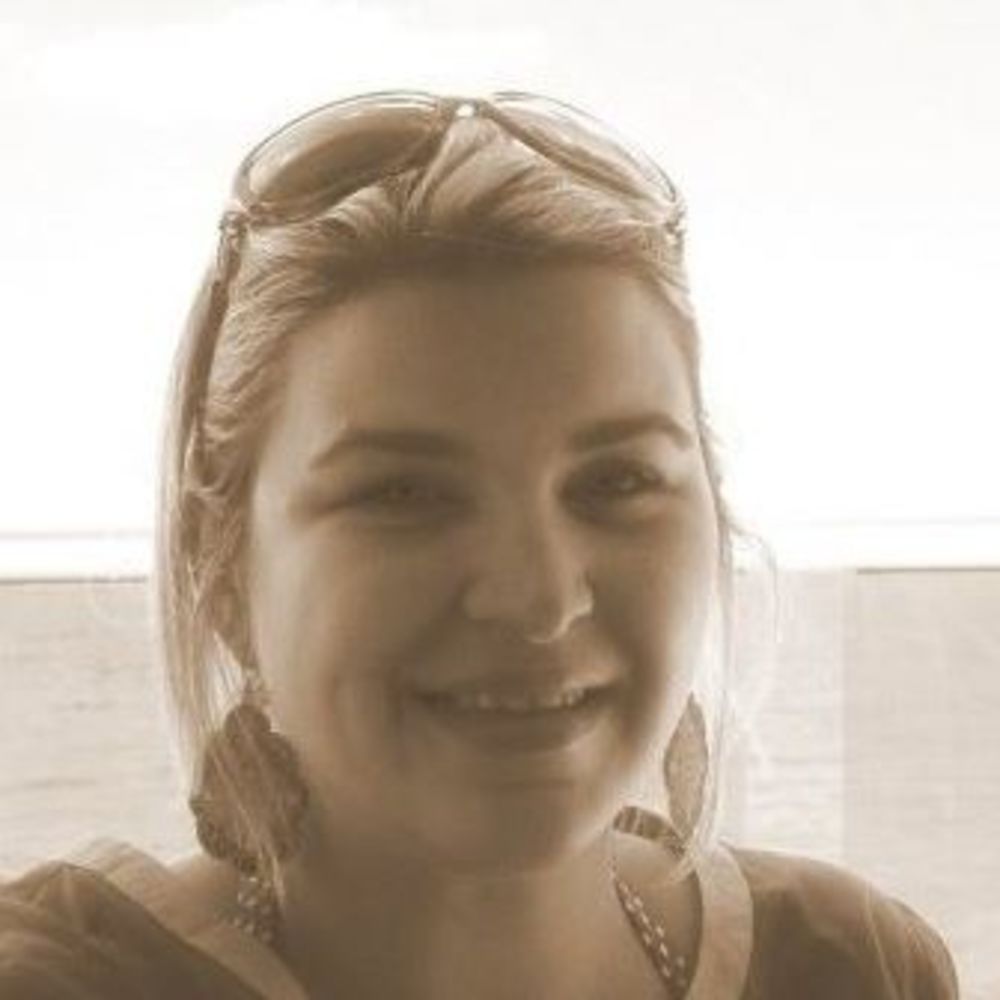 Meet your Posher, Carrie