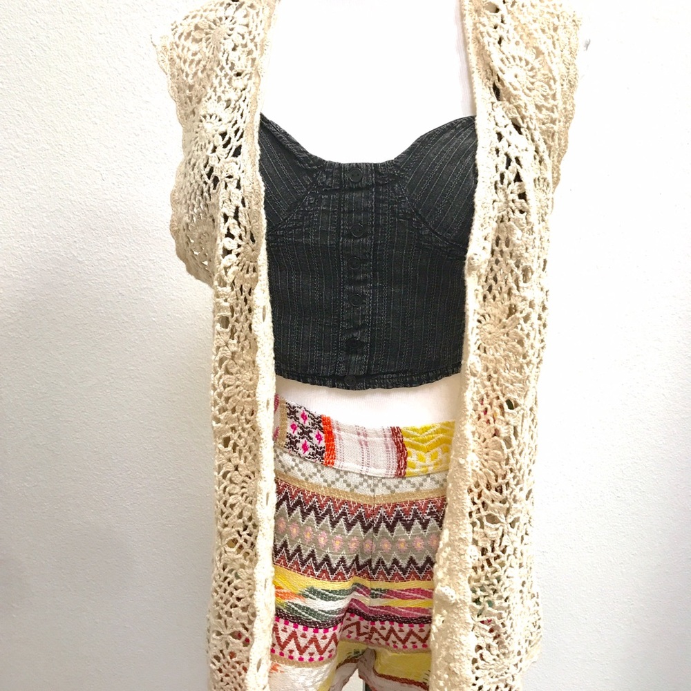 Vintage crochet vest size medium