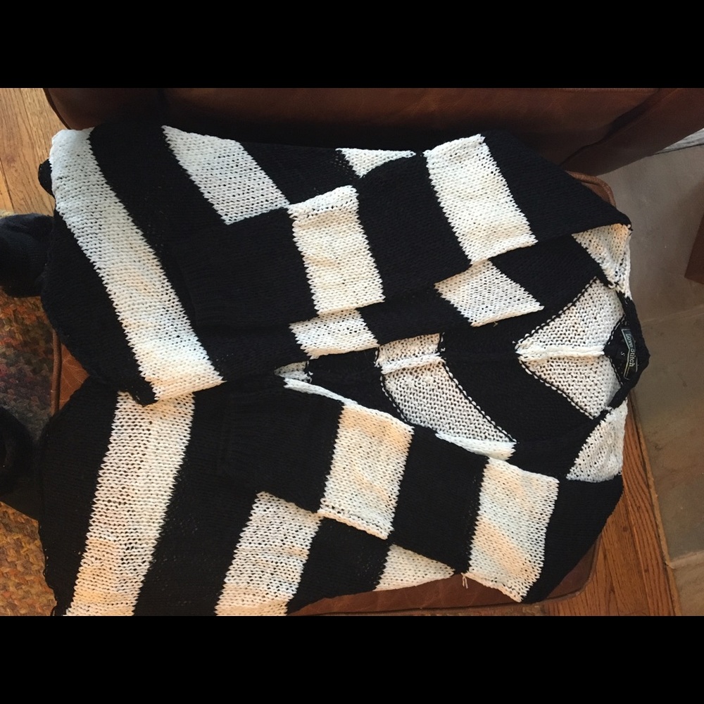 Love Stitch cable cardigan