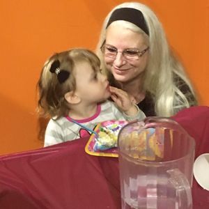 Meet your Posher, Catherine