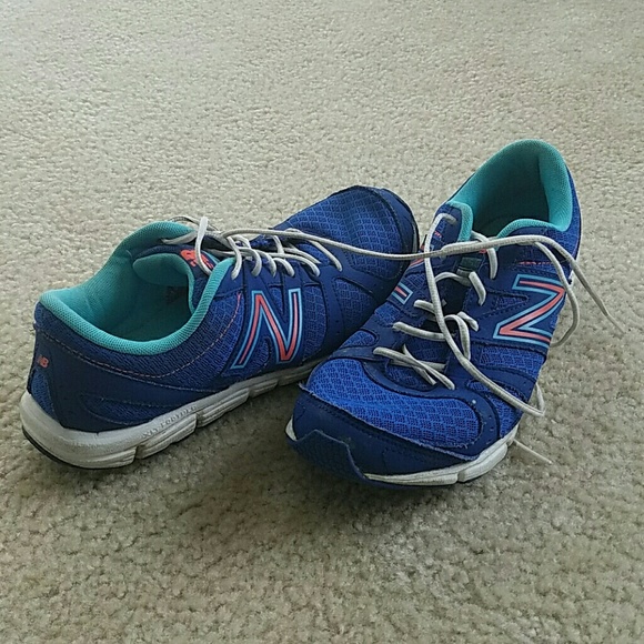 Running shoes - Picture 2 of 2