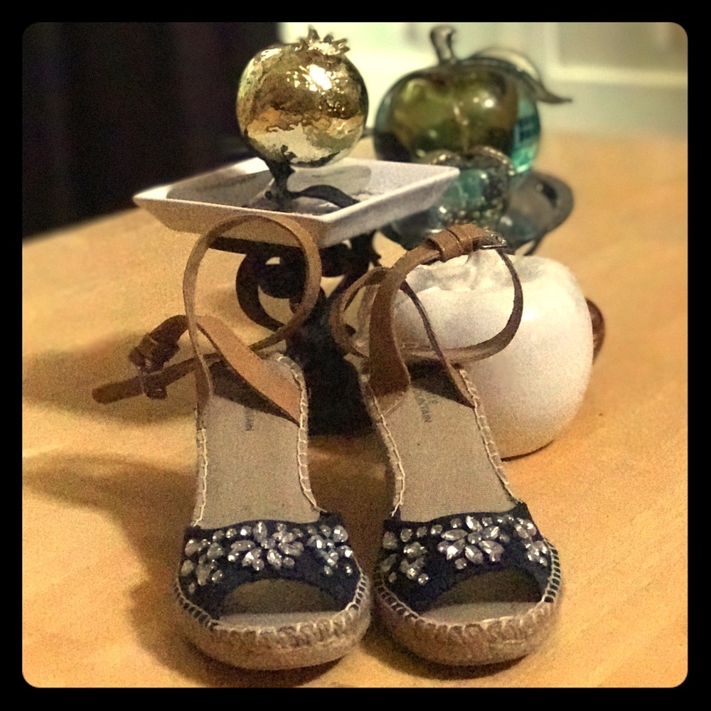 Simply cute Wedges