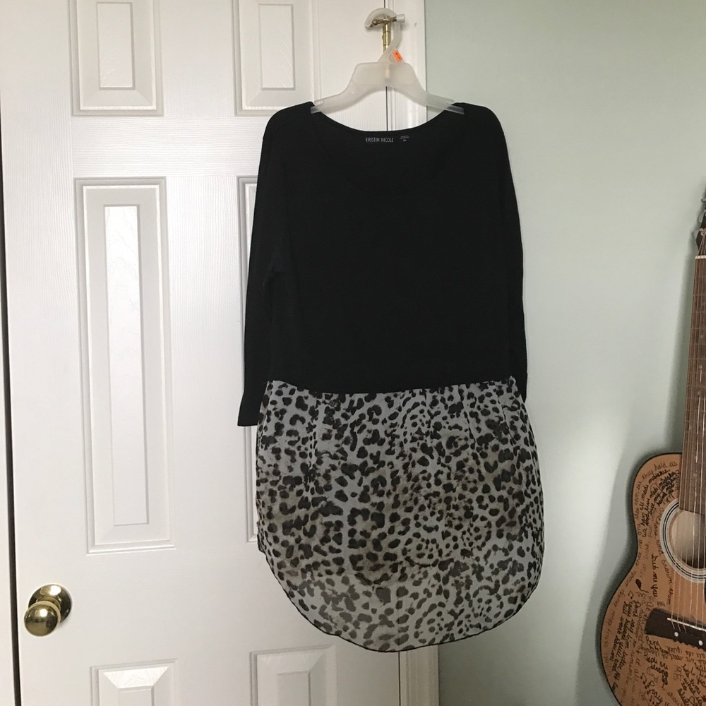 7/8 sleeve black and cheetah shirt